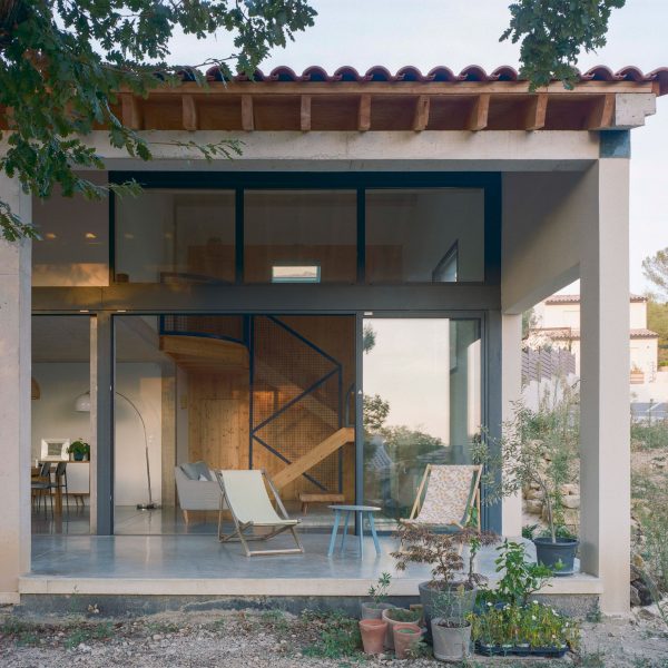 102let home in France by Barrault Pressacco