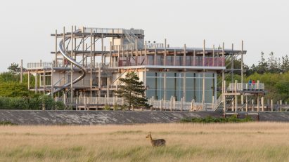 Erlebnis-Hus visitor centre by Holzer Kobler Architekturen