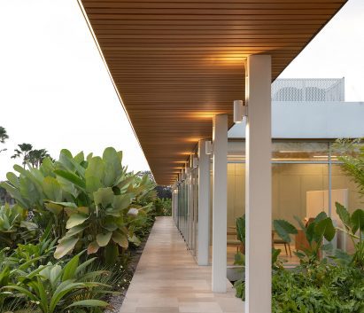 Steel framed-pavilion by Urlo Studio