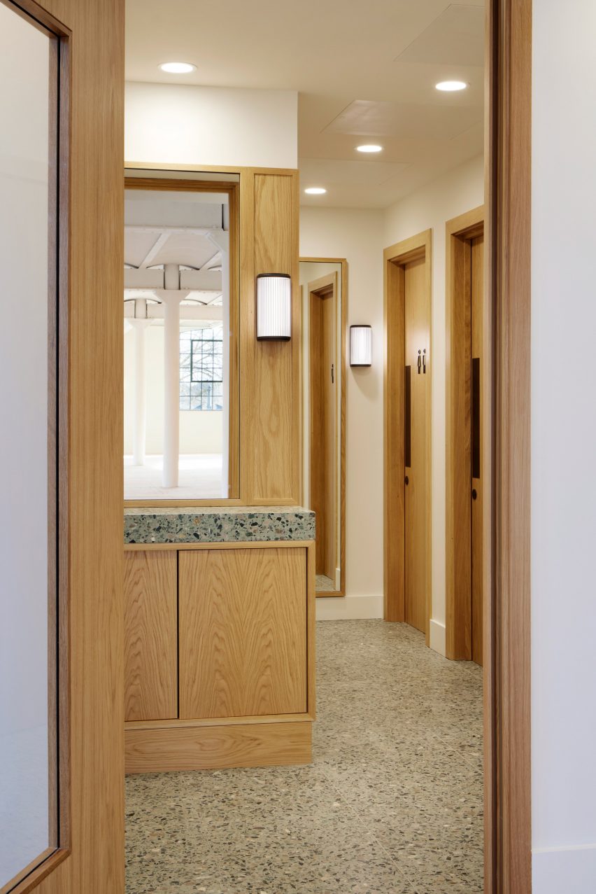 Voysey House by dMFK Architects and Dorrington