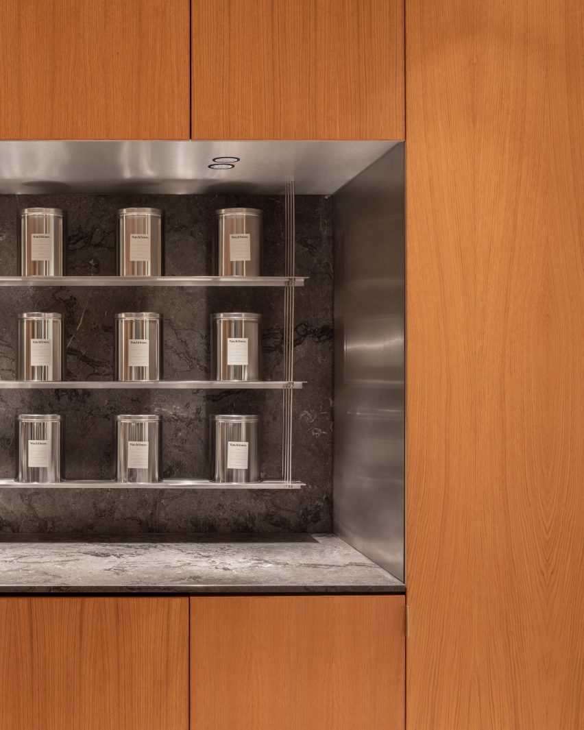 Watchhouse store by EBBA Architects