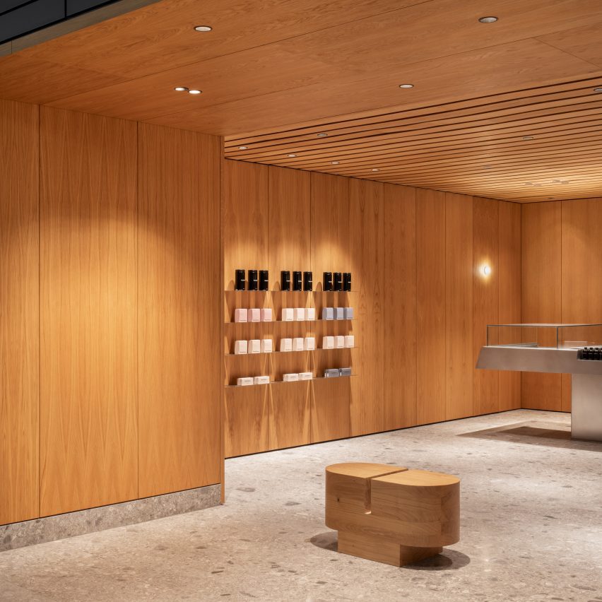 Watchhouse store by EBBA Architects