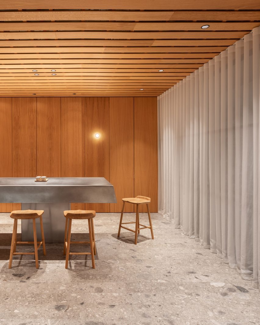 Watchhouse store by EBBA Architects