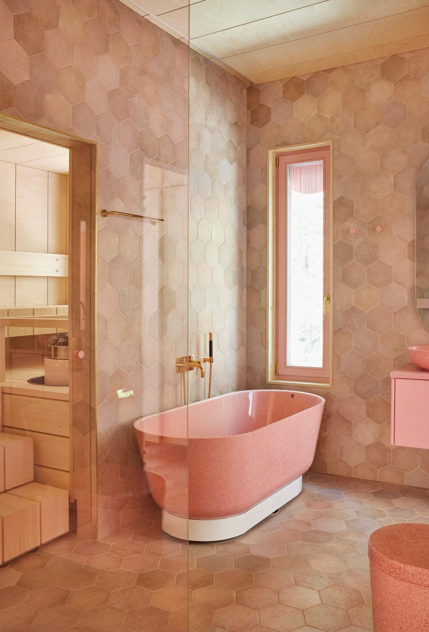 Woodio Blossom bathroom collection by Woodio