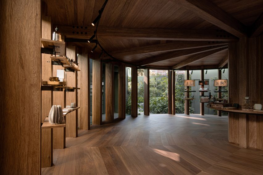 Xinu Marsella by Esrawe + Cadena