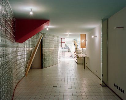 Interior of 097 Porto apartment in Portugal by Fala Atelier