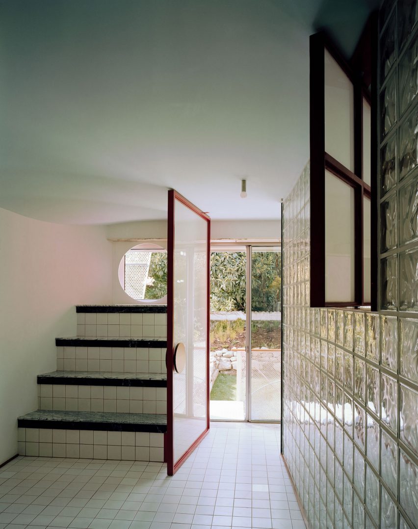 Interior of the glass brick 097 house in Portugal