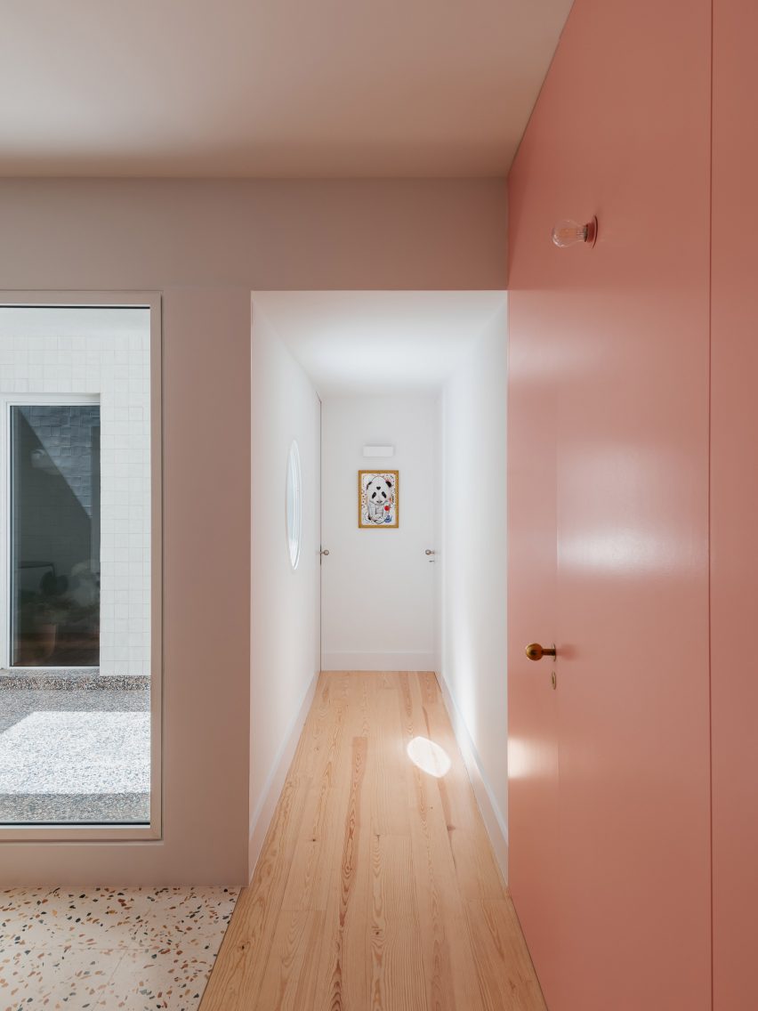 São Sebastião 123 by ALA.rquitectos
