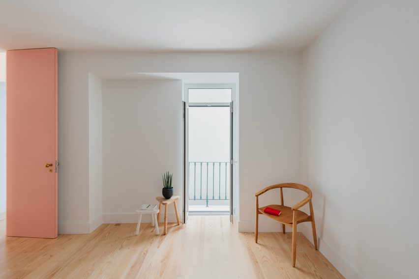 São Sebastião 123 by ALA.rquitectos