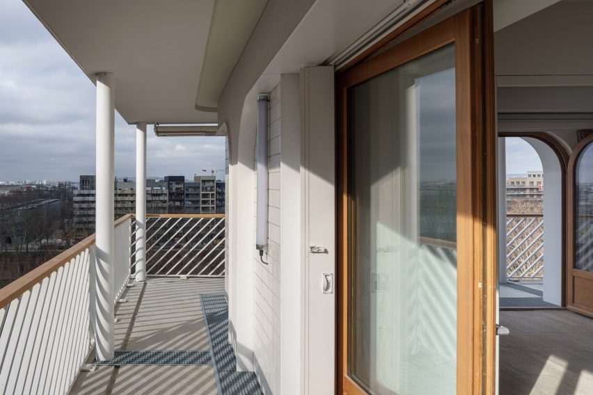 Athletes' Village apartment blocks by Brenac & Gonzalez & Associés