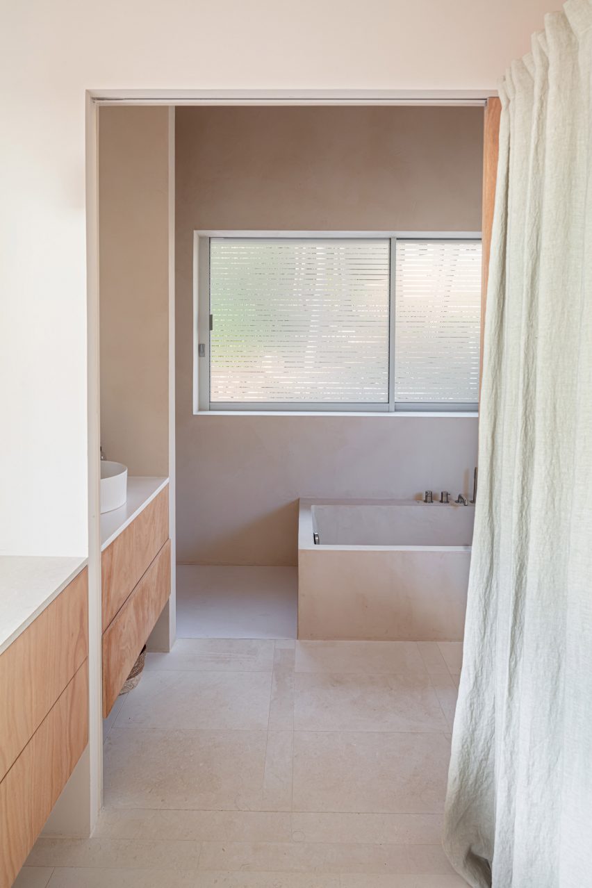 Bundle House by Nomo Studio