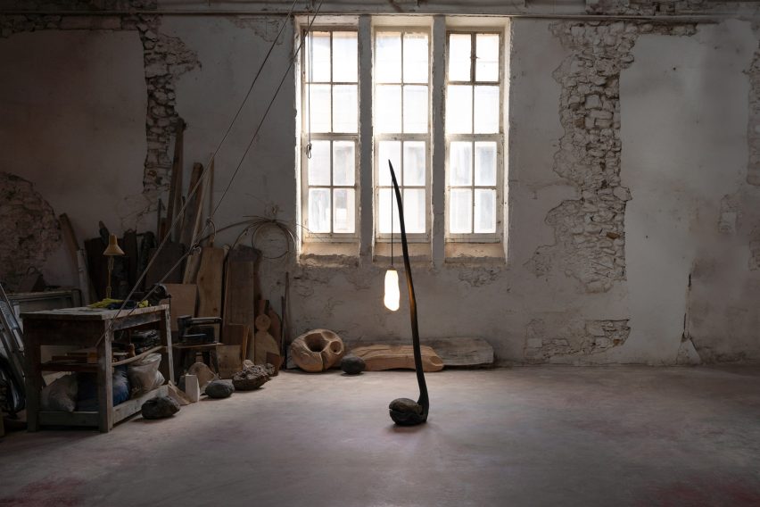 Compass floor lamp by Jérôme Pereira for Galerie Philia
