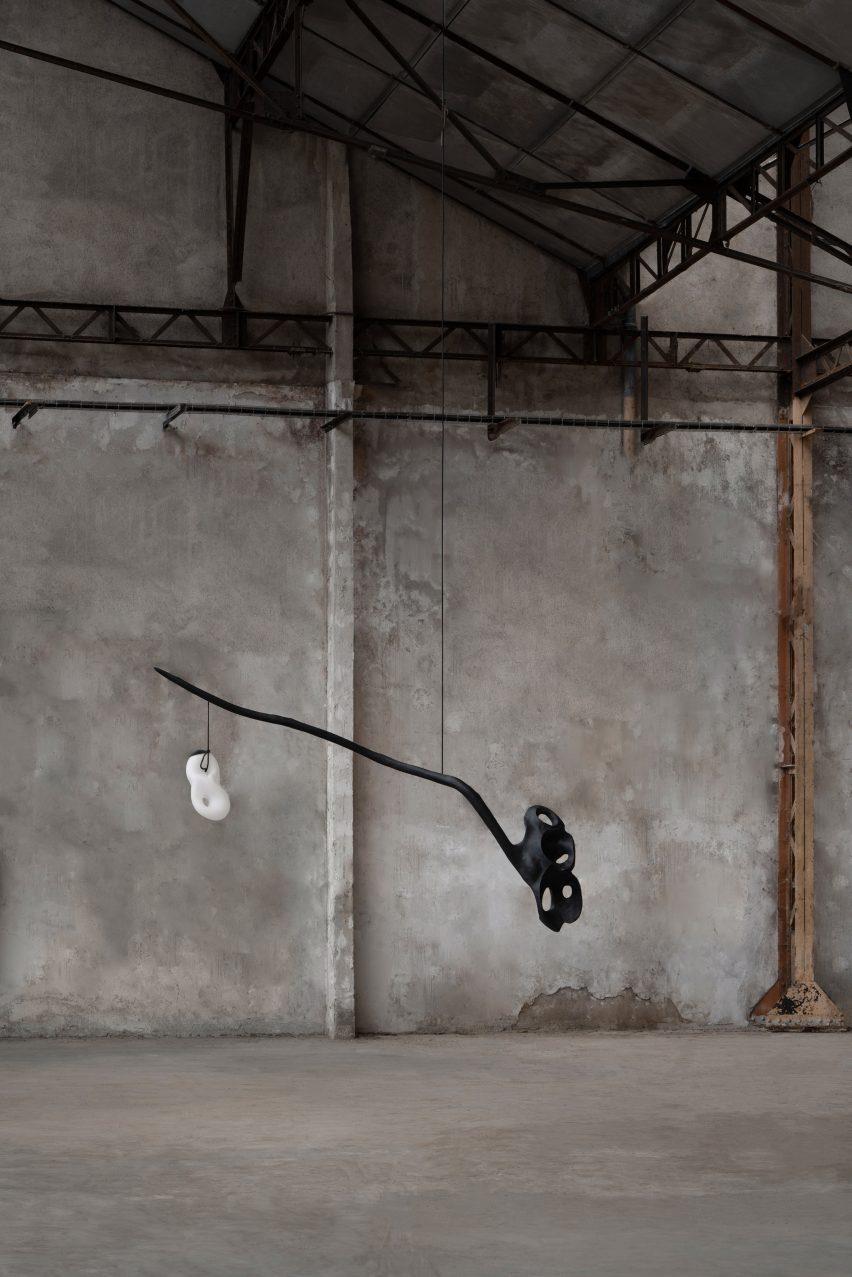 SY-02 lighting sculpture by Jérôme Pereira for Galerie Philia