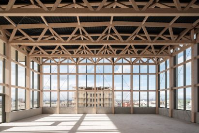 Sports hall at offices by Dream