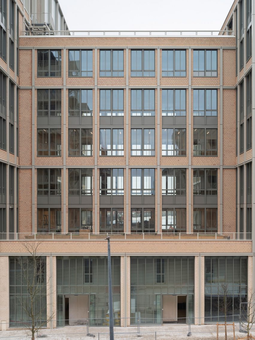Mixed Building by Dream