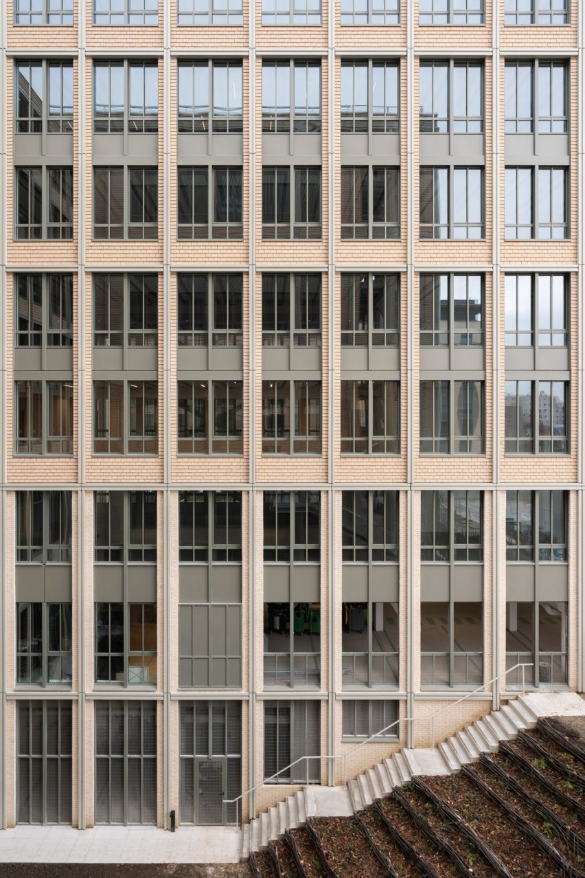 Mixed Building by Dream