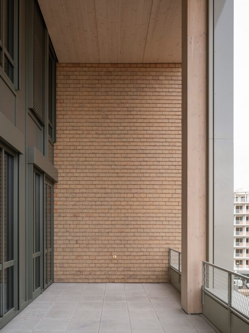 Mixed Building by Dream