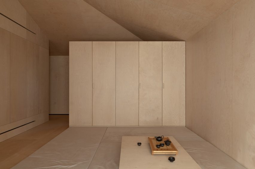 Dzen House by Shovk