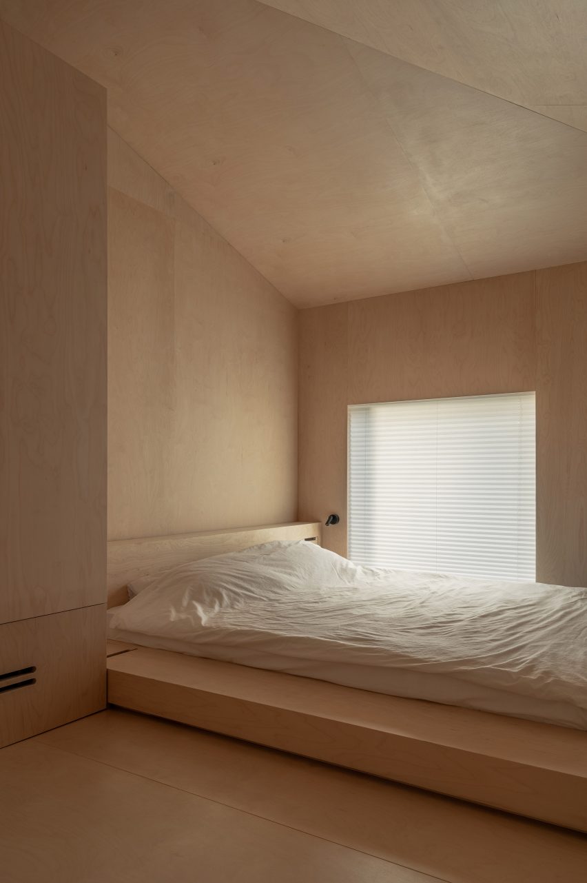 Dzen House by Shovk