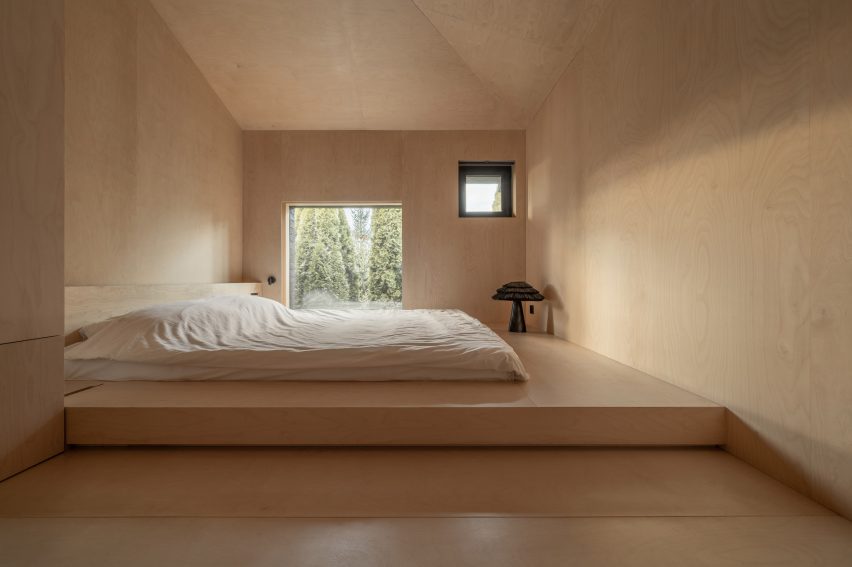 Dzen House by Shovk