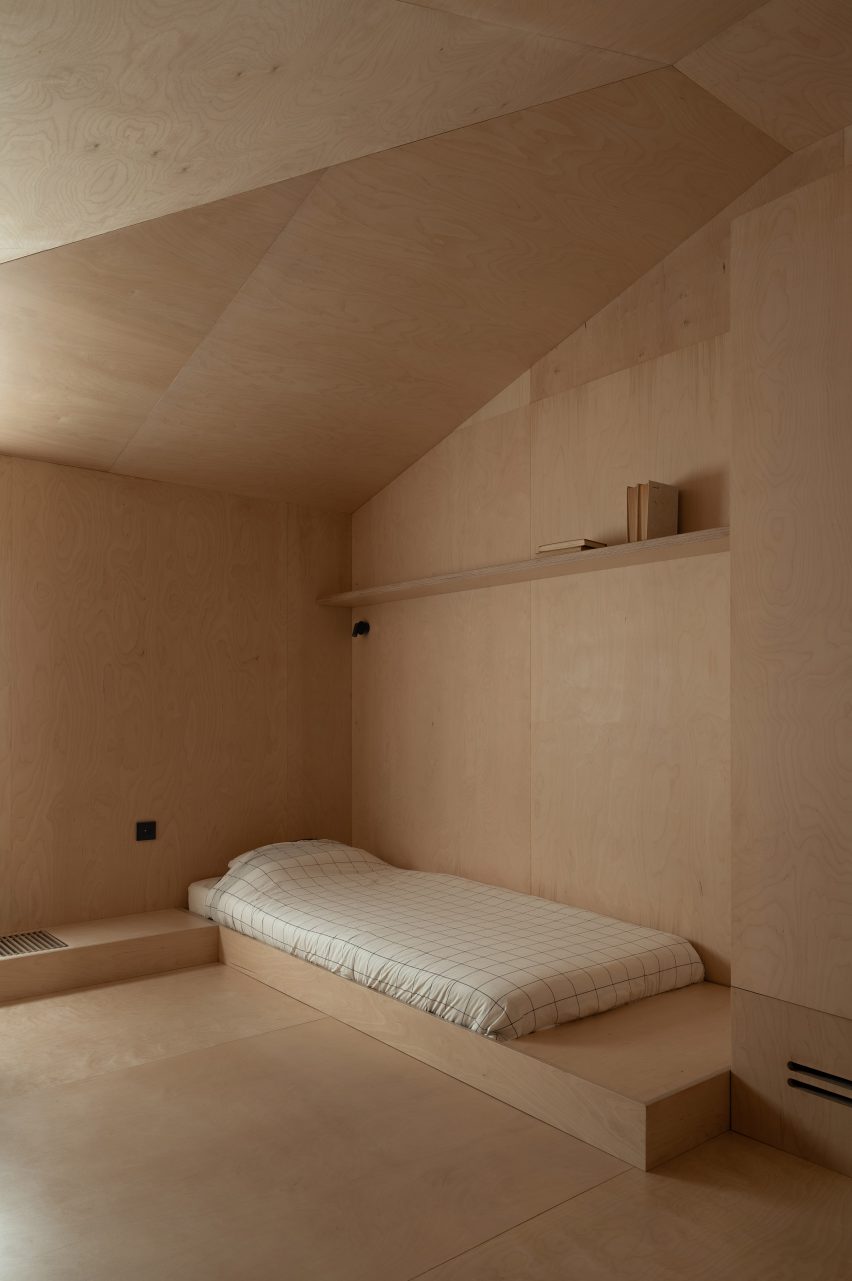 Dzen House by Shovk