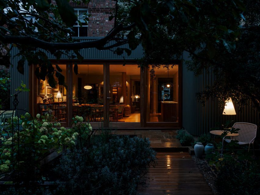 Folded House by Westerdahl