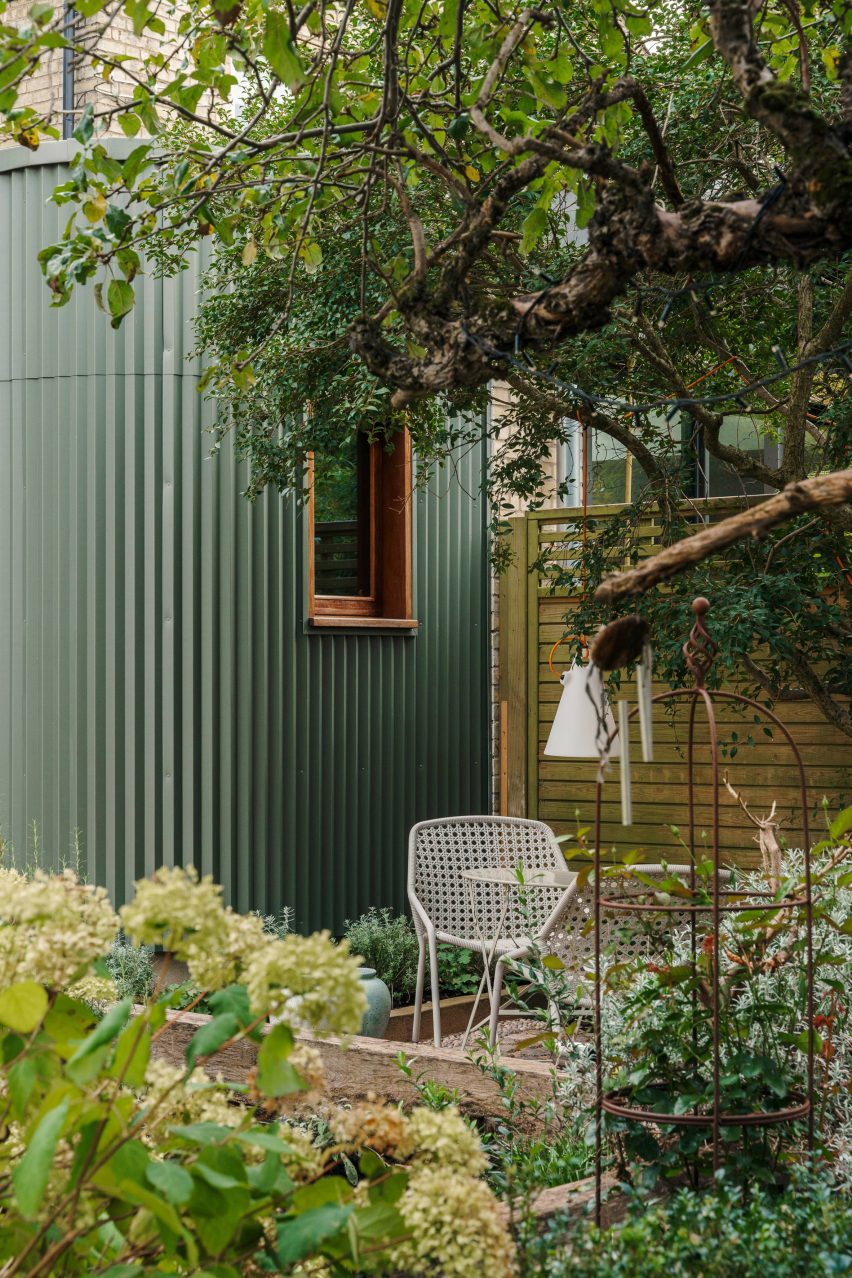 Folded House by Westerdahl