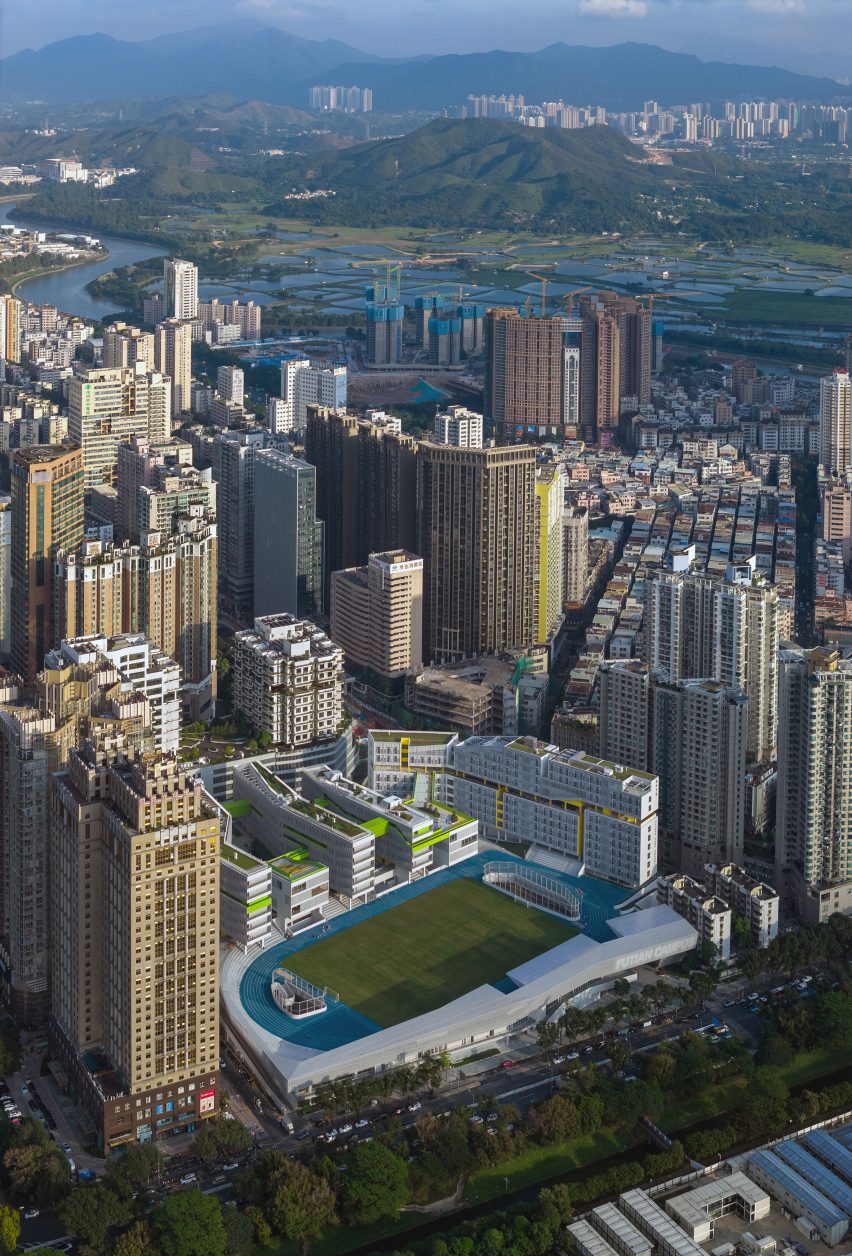 Futian High School Campus by Remix Studio