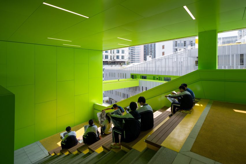 Futian High School Campus by Remix Studio