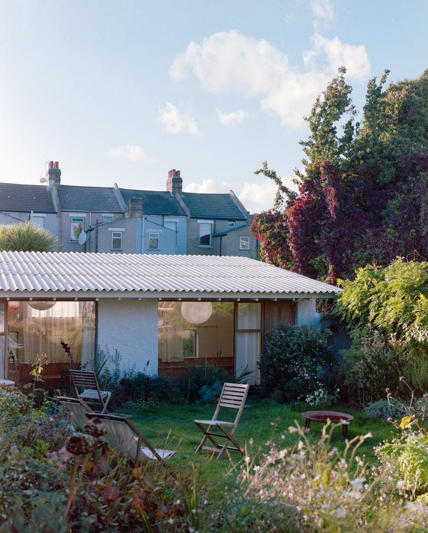 Gardenhide Studio by Commonbond Architects