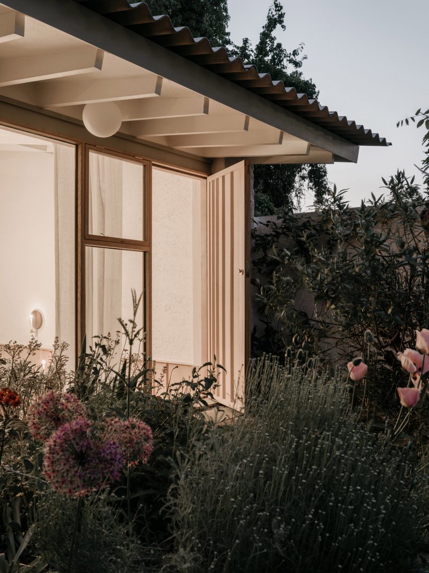 Gardenhide Studio by Commonbond Architects