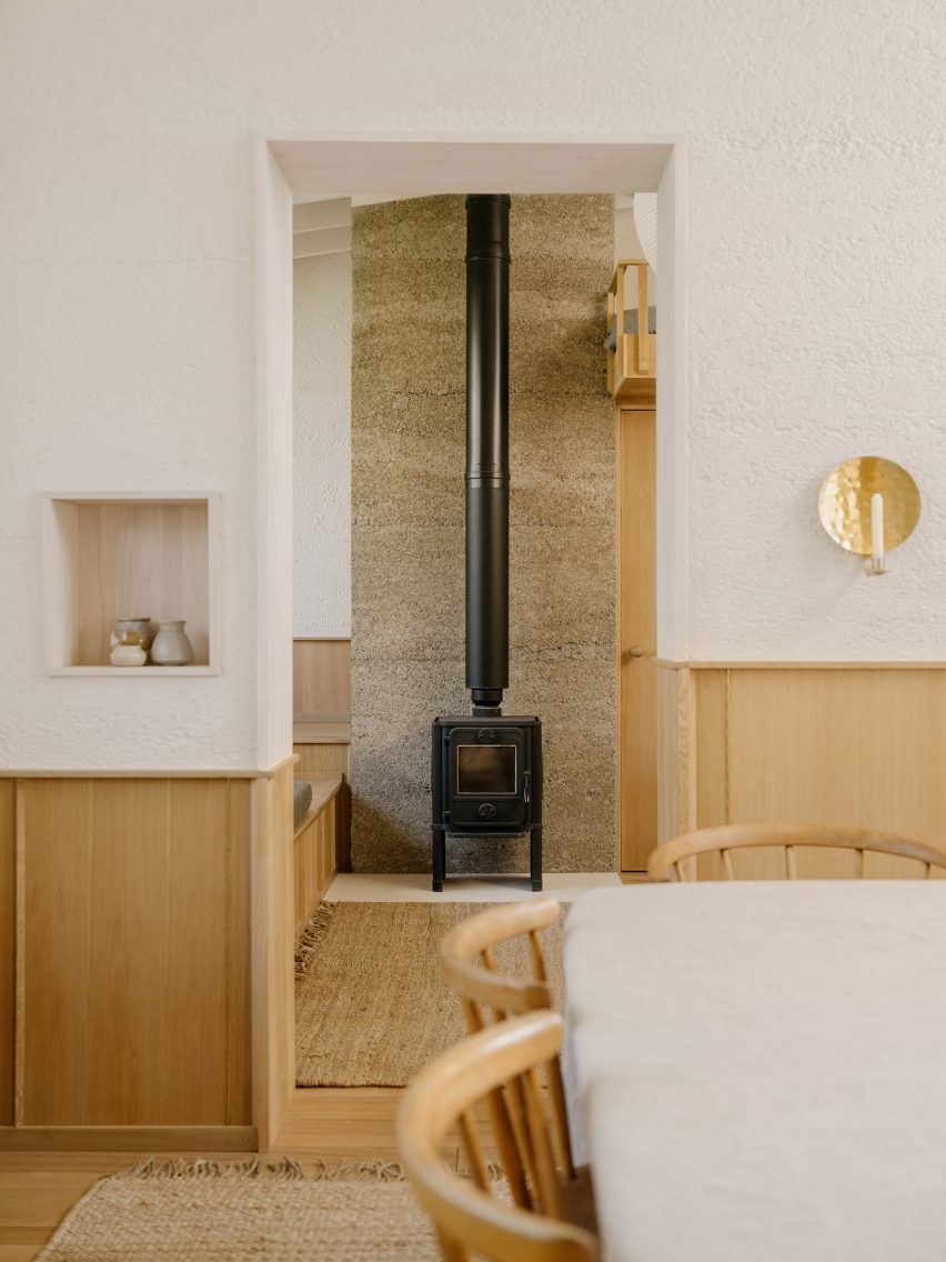 Gardenhide Studio by Commonbond Architects