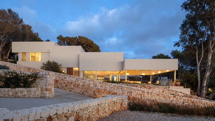 Bundle House by Nomo Studio