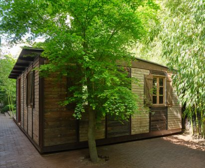 Exterior of Maison Démountable by Jean Prouvé at Ladbroke Hall