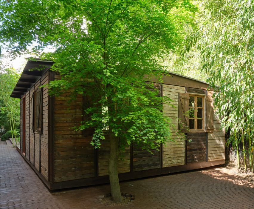 Exterior of Maison Démountable by Jean Prouvé at Ladbroke Hall