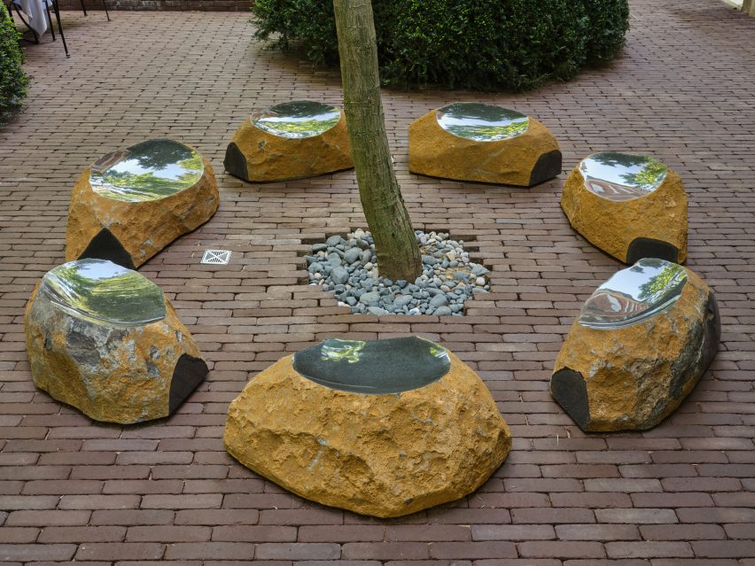 Ladbroke Hall garden designed by Luciano Giubbilei