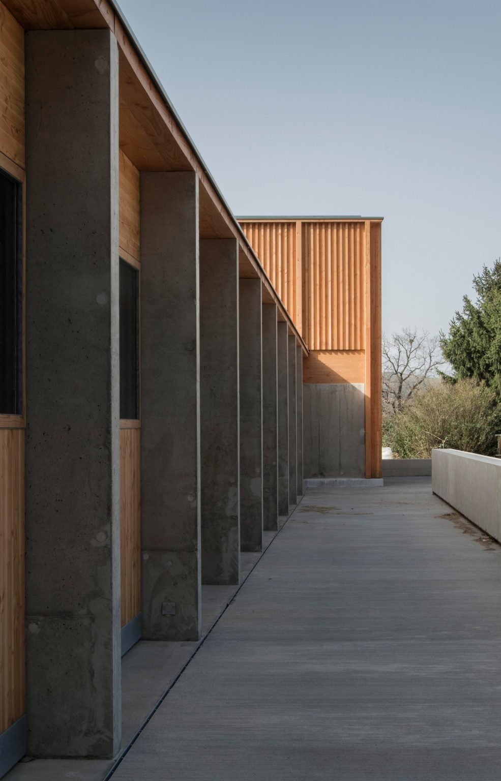 Les Écuries de la Roche stables by F+G Architectes