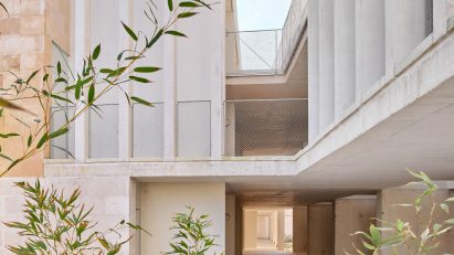 Living in Lime by Peris+Toral Arquitectes