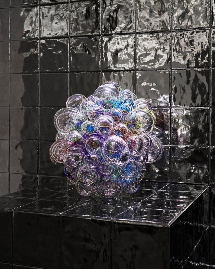 Glass bubbles