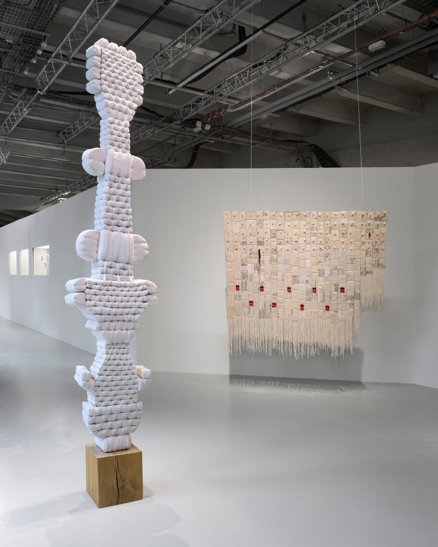 Recycled mattress columns