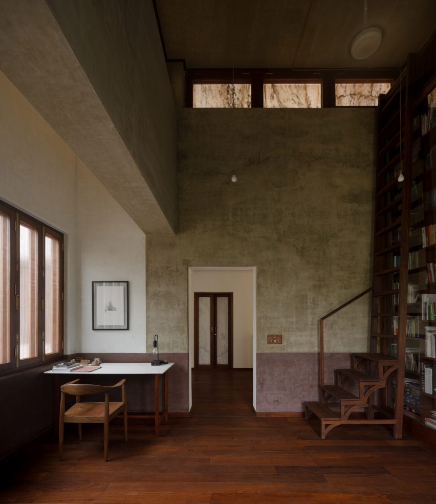 Mayalogili house by Nowhere in Hyderabad