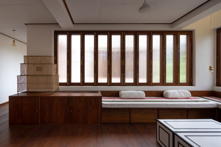 Mayalogili house by Nowhere in Hyderabad