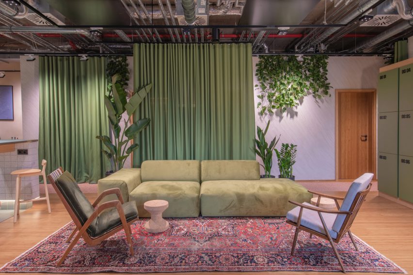 Lounge in MM:NT hotel in Berlin by ACME and BWM