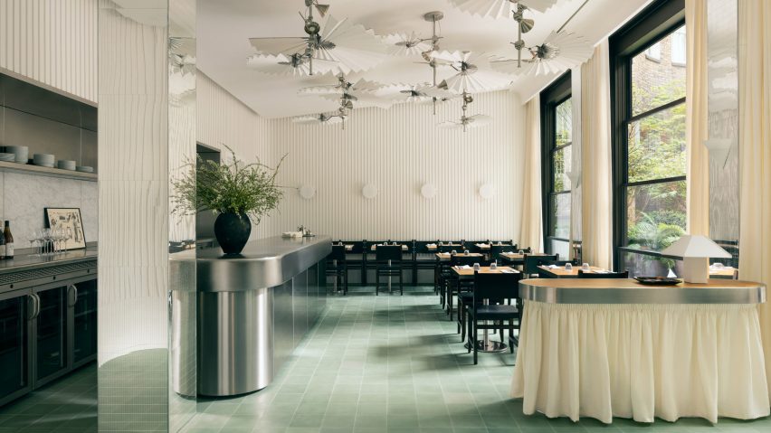 Interior of Nightingale restaurant