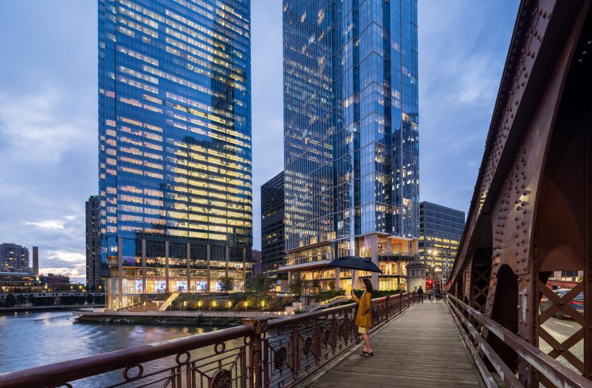 Chicago river walk in the evening
