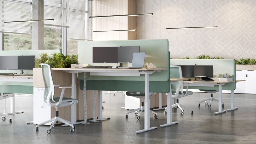 Q-Active sit-stand desk by Narbutas
