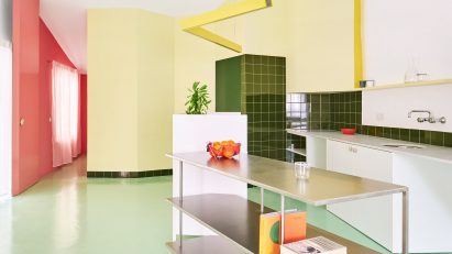 Relampago House