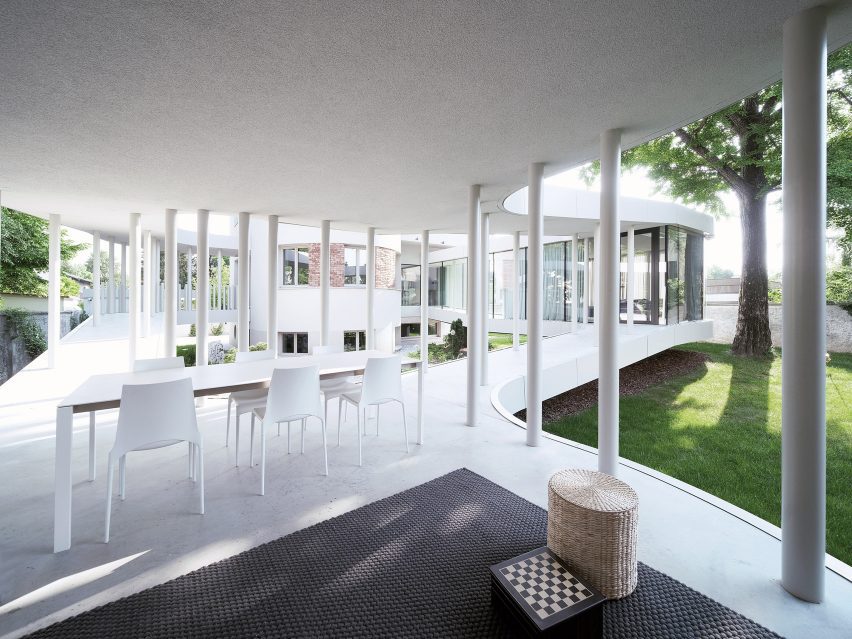 Ring House by OFIS Arhitekti