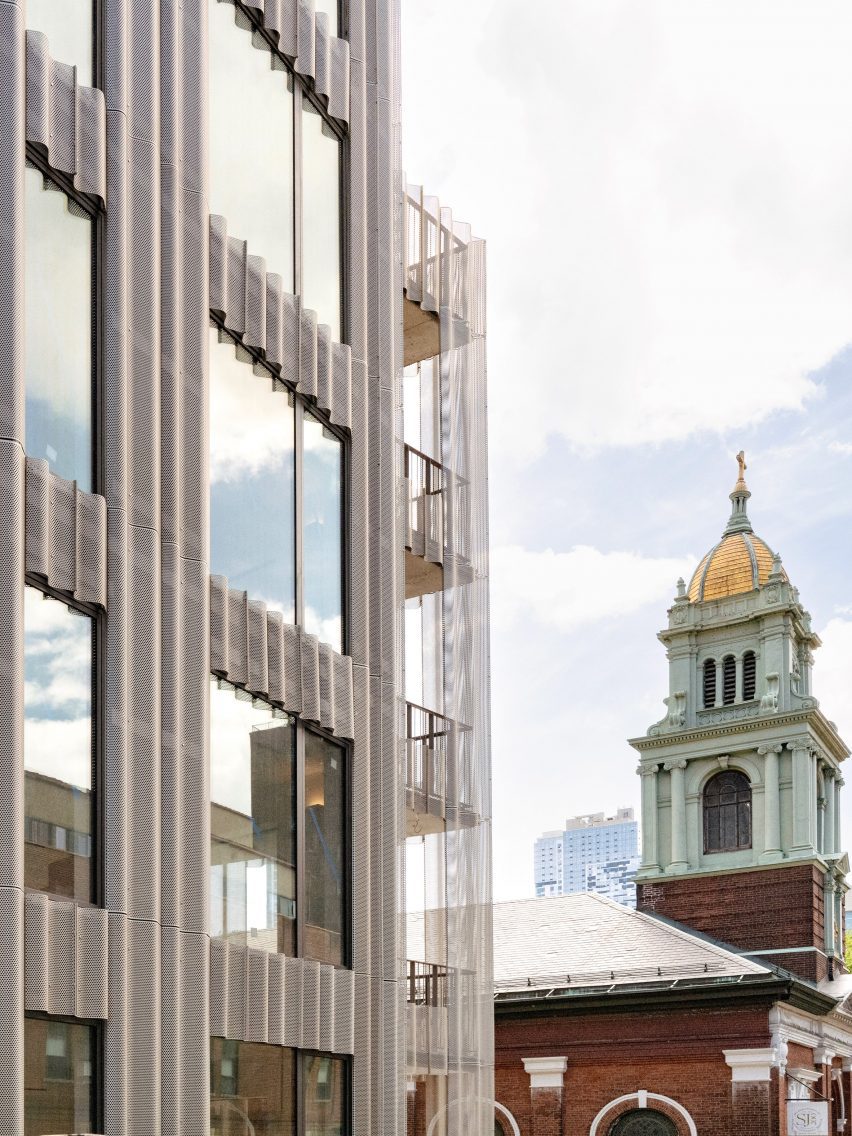 Wavy metal facade