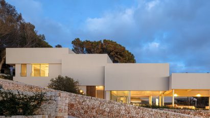 Bundle House by Nomo Studio